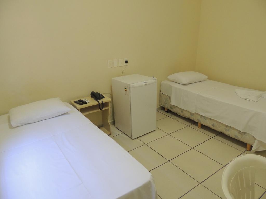 Hotel Beira Rio Aquidauana Ruang foto